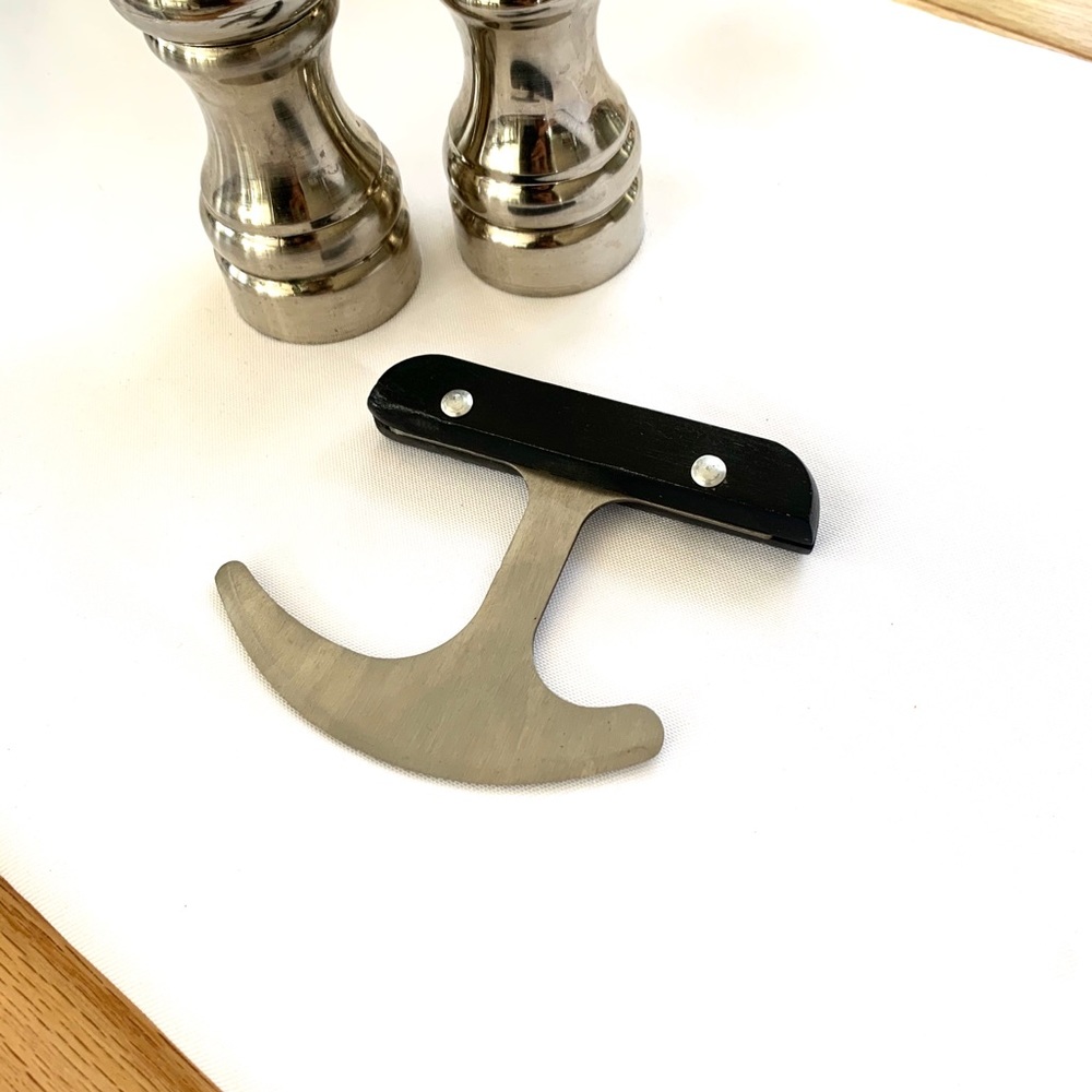 BRAND New Sammons Preston ergonomic rocker knife